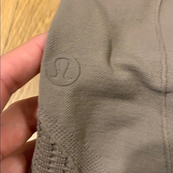 Lululemon In The Flow Crops - Picture 7 of 8